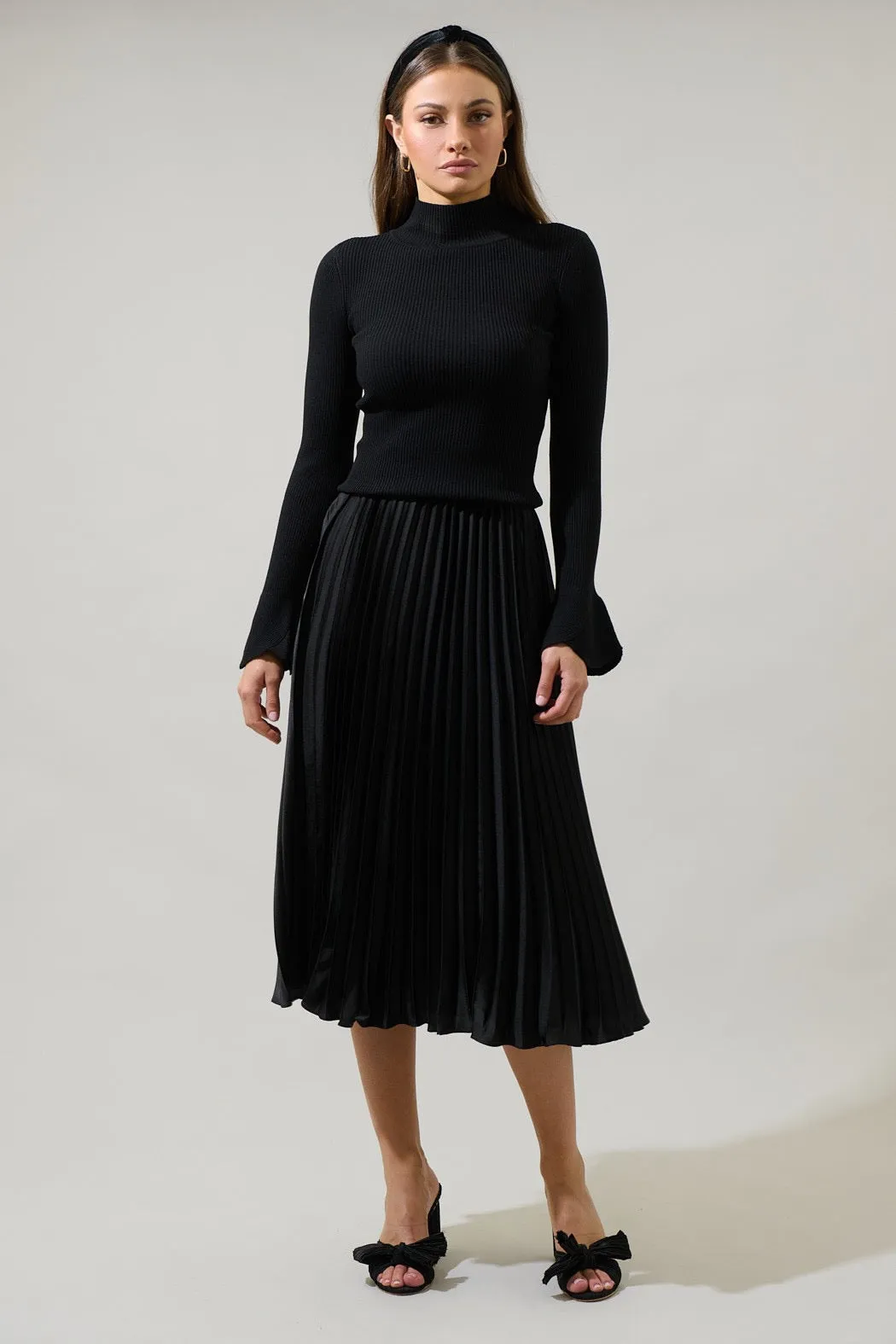 Dahlia Mock Neck Ribbed Knit Sweater: Black