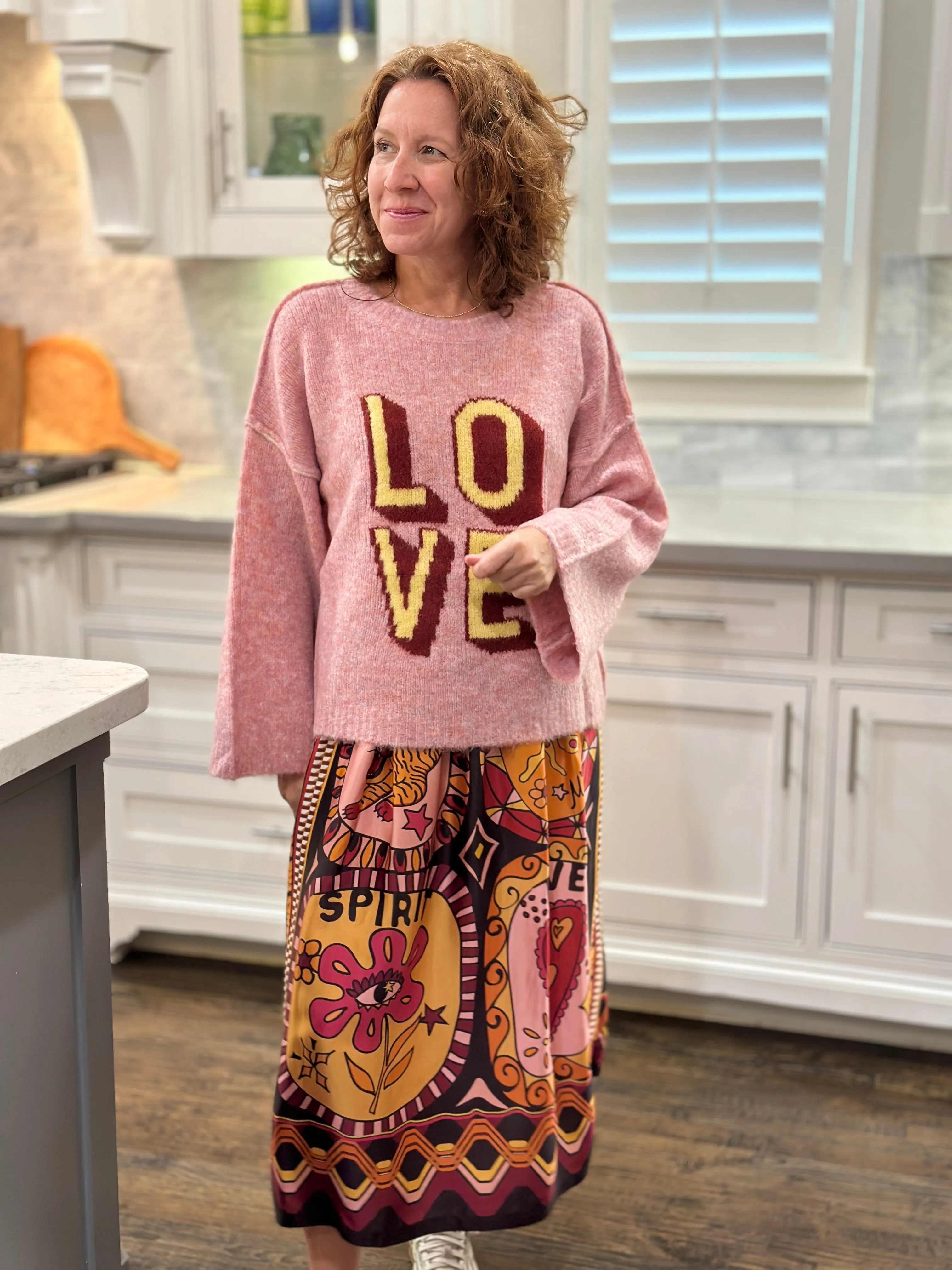 Me369 LOVE Sweater in Pink