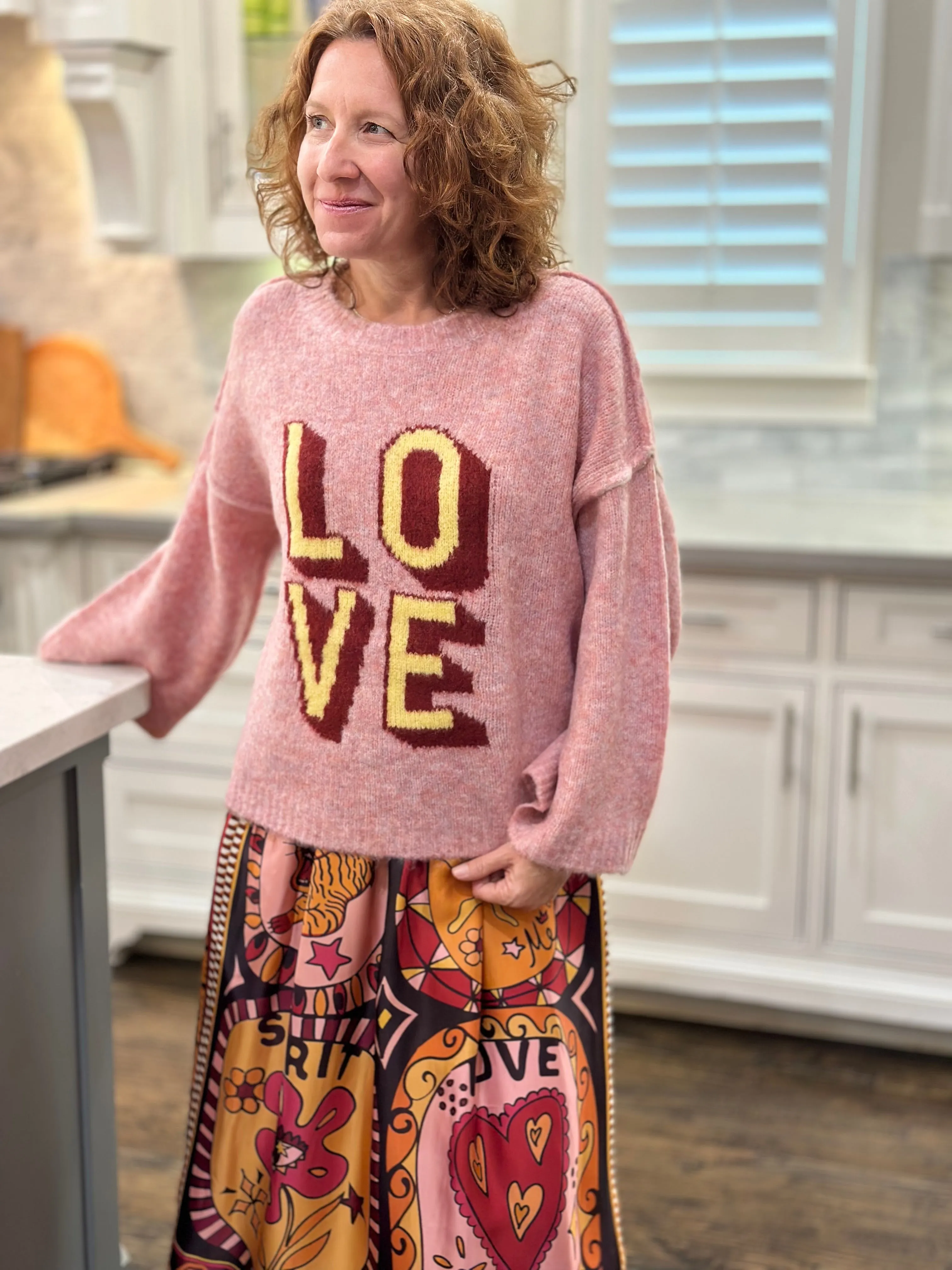 Me369 LOVE Sweater in Pink