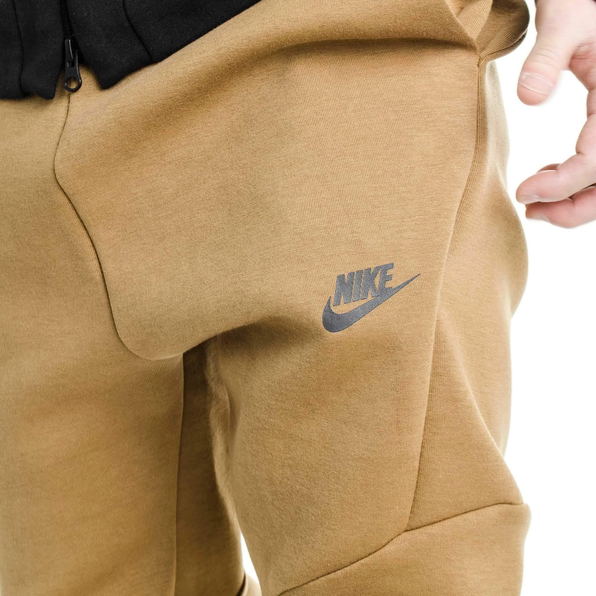 NIKE TECH FLEECE CROPPED PANTS - Golden Beige-Khaki