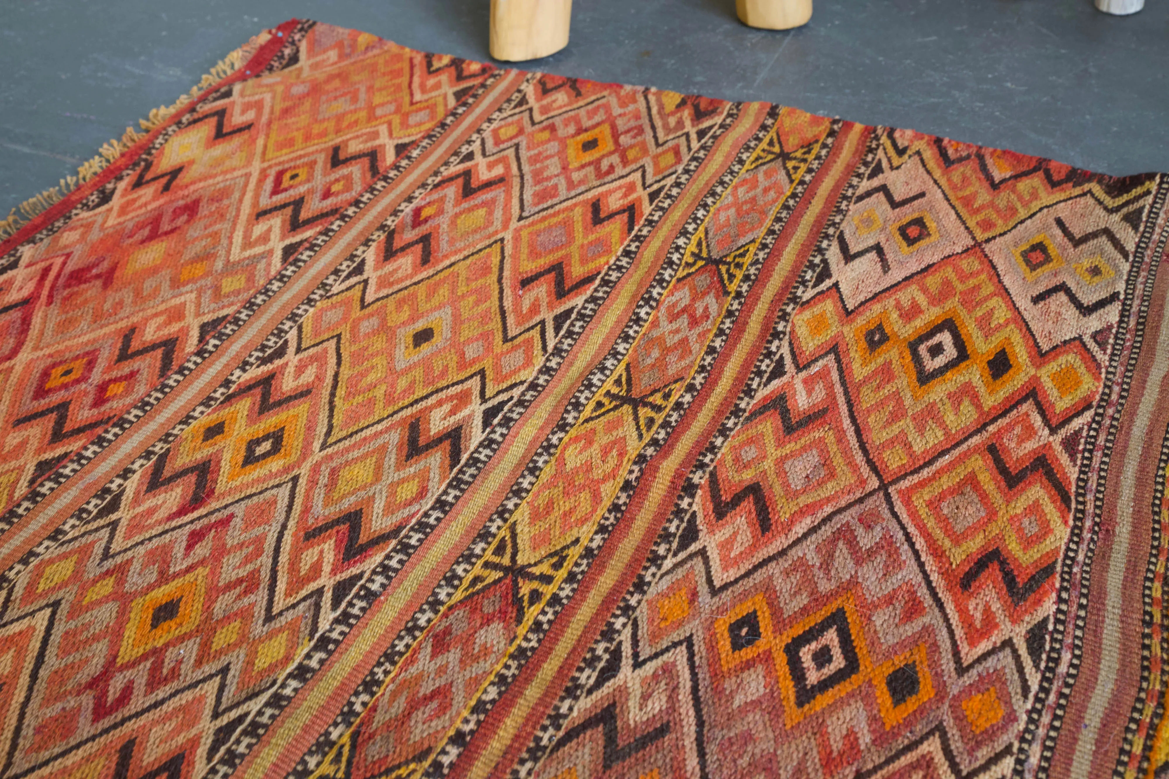 Vintage Mini Turkish Kilim Rug 2'10"x3'2"